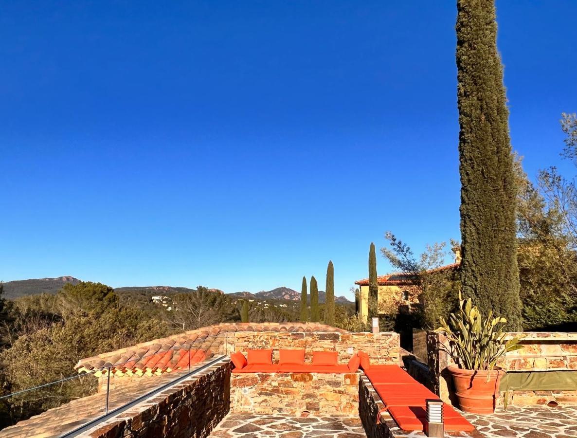 Villa Familiale Avec Vue Imprenable Saint-Raphaël المظهر الخارجي الصورة
