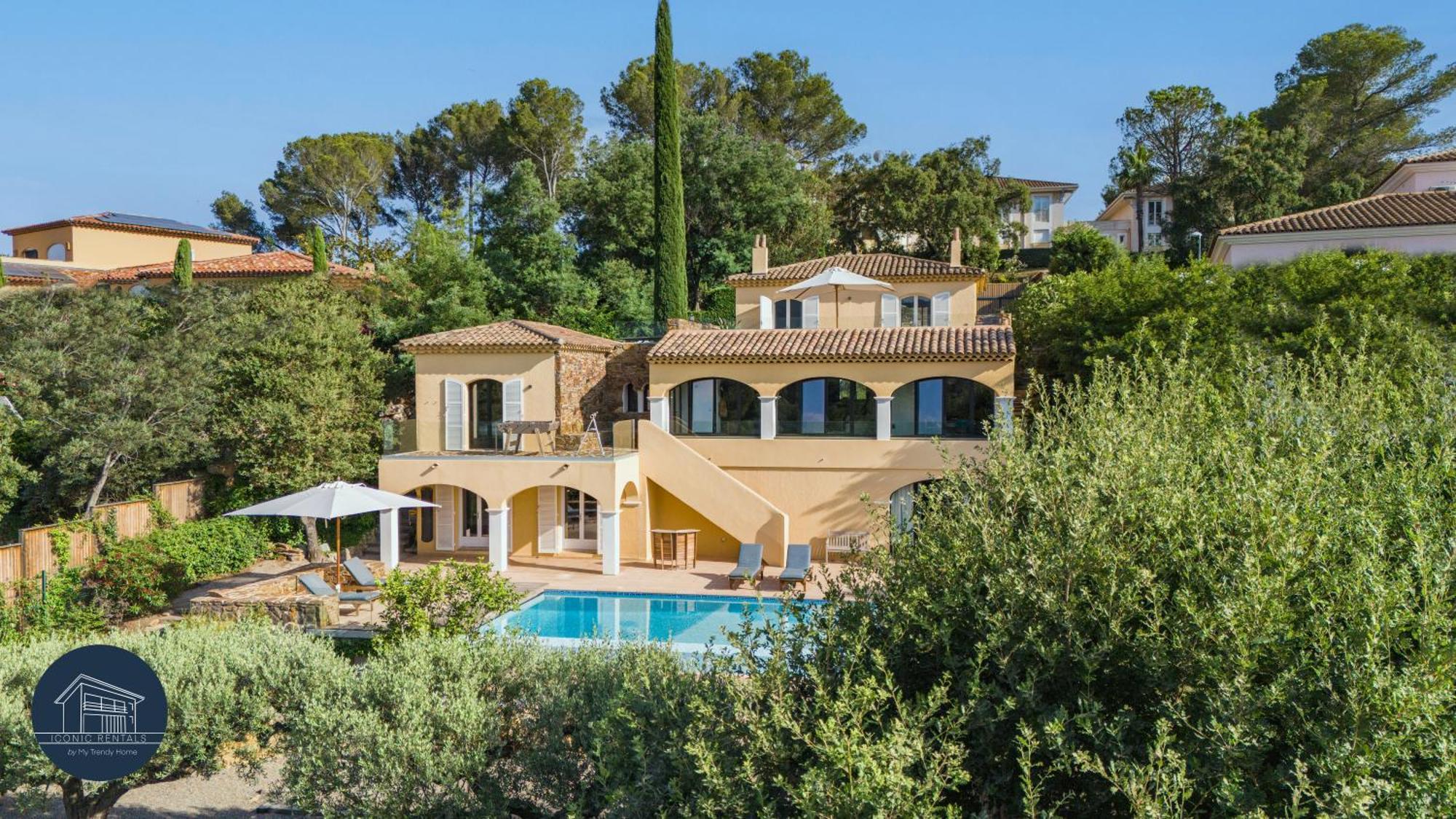 Villa Familiale Avec Vue Imprenable Saint-Raphaël المظهر الخارجي الصورة